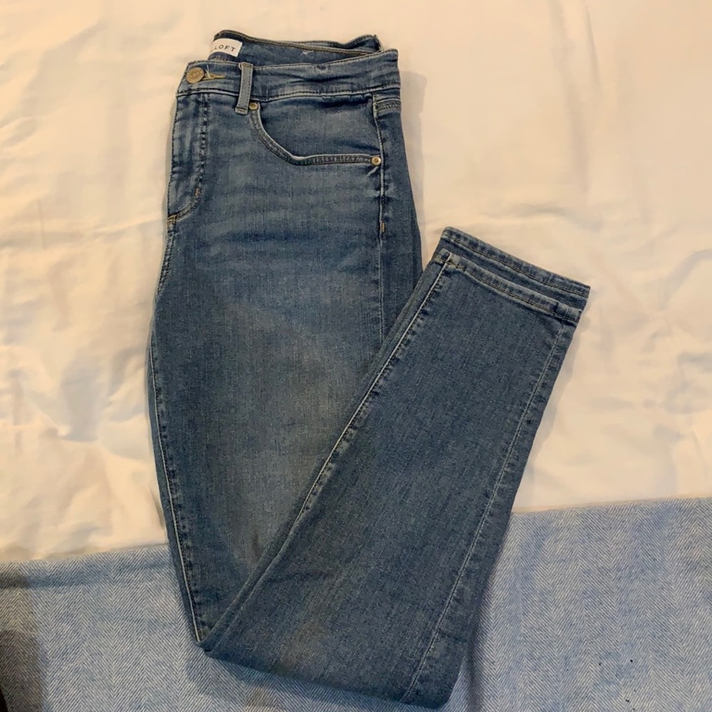 LOFT Modern Skinny Crop Jeans